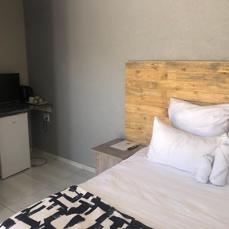 The Nest Overnight And Accommodation Usakos المظهر الخارجي الصورة