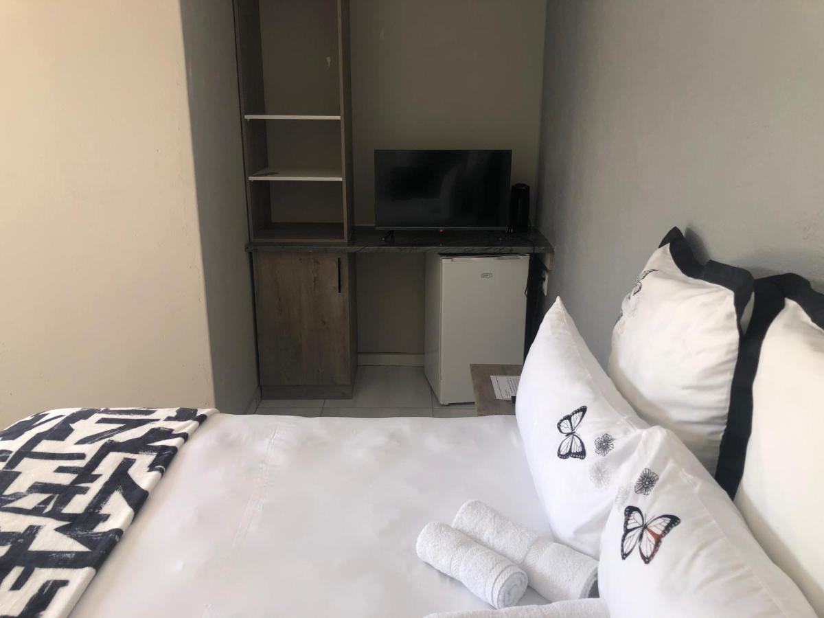 The Nest Overnight And Accommodation Usakos المظهر الخارجي الصورة
