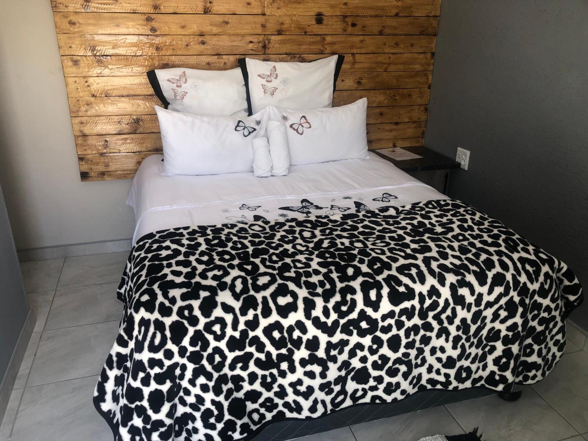 The Nest Overnight And Accommodation Usakos المظهر الخارجي الصورة